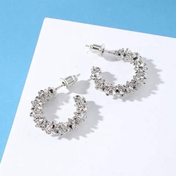 Hoop earrings - Picture 2 of 5